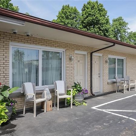 Falls Manor Resort Καταρράκτες του Νιαγάρα Εξωτερικό φωτογραφία