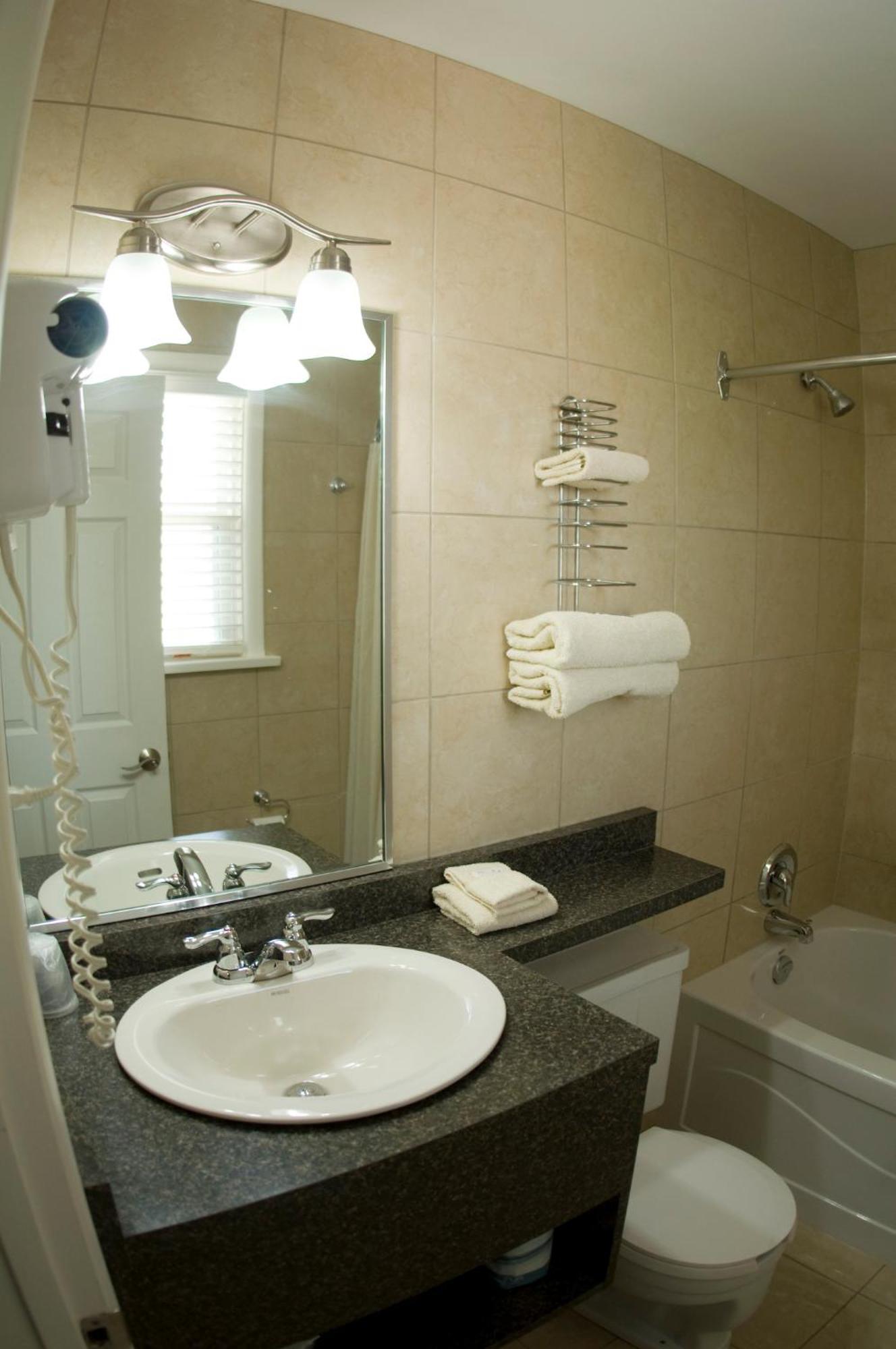 Falls Manor Resort Καταρράκτες του Νιαγάρα Δωμάτιο φωτογραφία